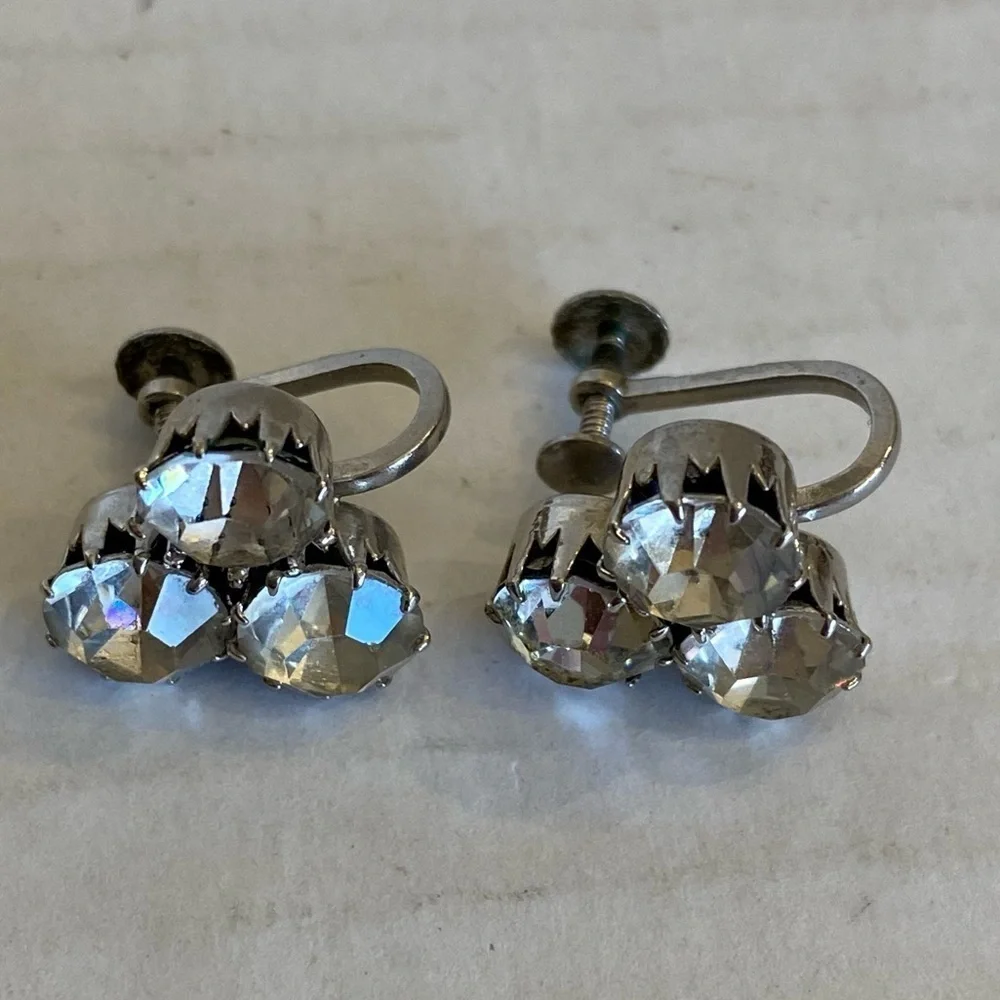 Vintage Clear Crystal Rhinestone Earrings Screw Back Silver Tone Made In Austria